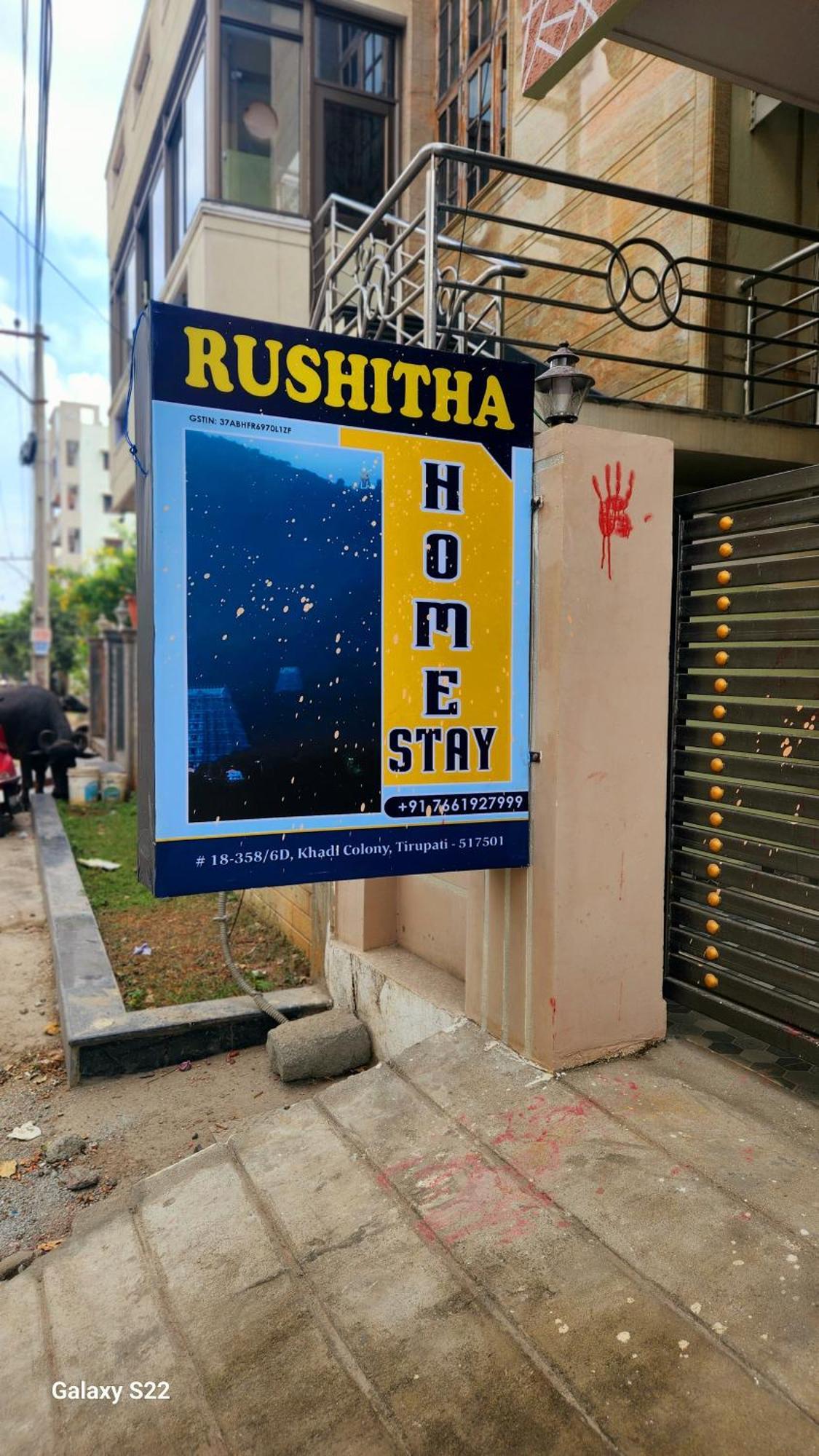 Rushitha Stay-ac Rooms-free Wifi-flat Tv- Kitchen-door Service-near To Alipiri Tirupati